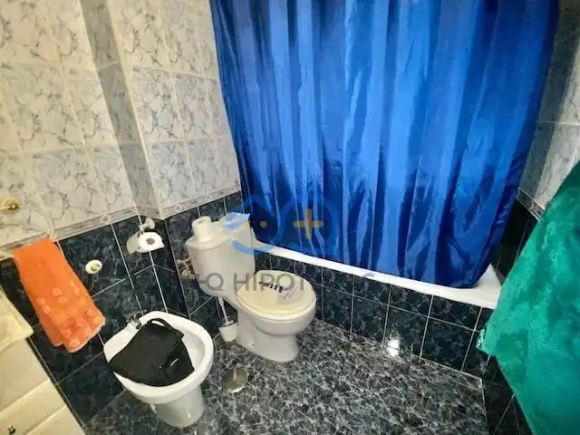 Baño de Piso en venta en Yuncos con Aire acondicionado, Calefacción y Balcón