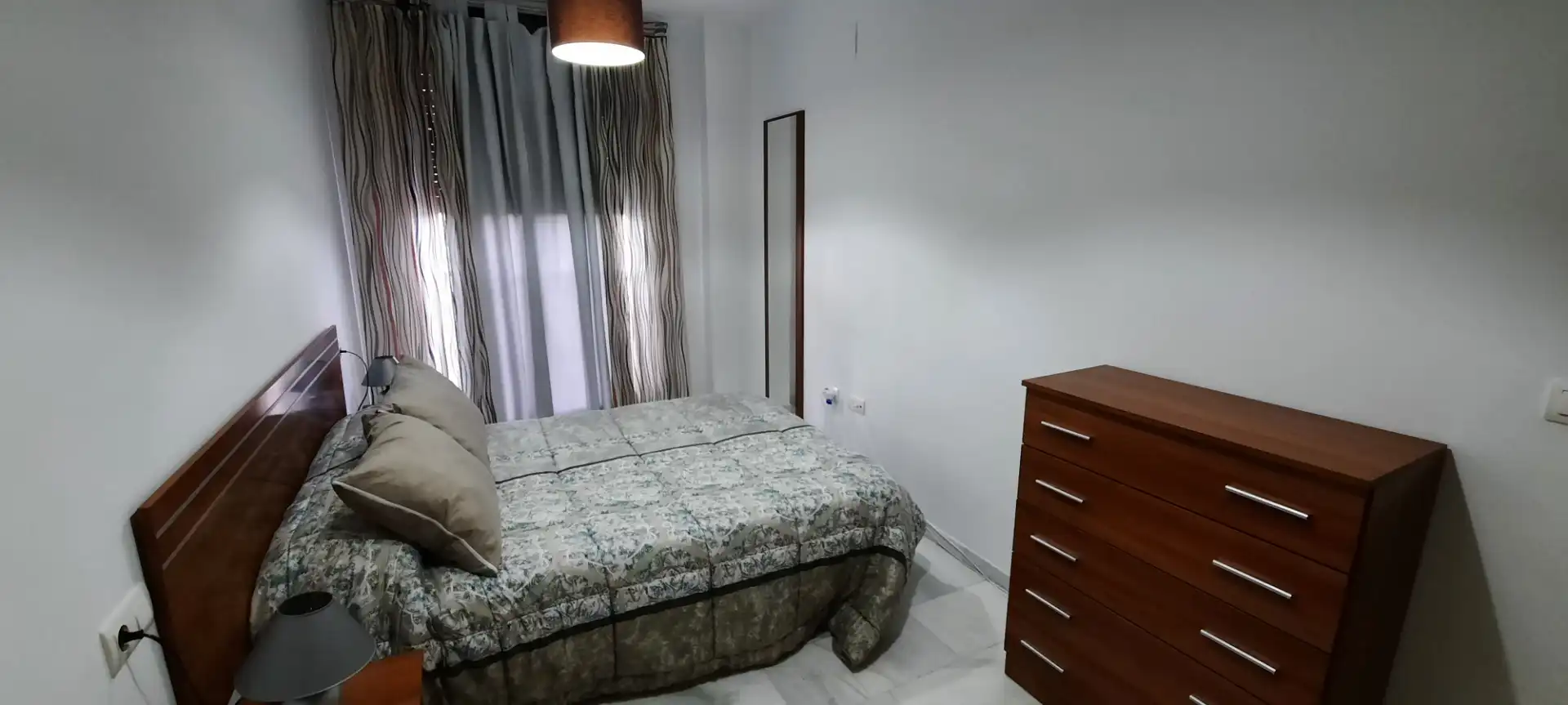 Schlafzimmer von Wohnung zur Miete in Lucena mit Klimaanlage, Heizung und Abstellraum