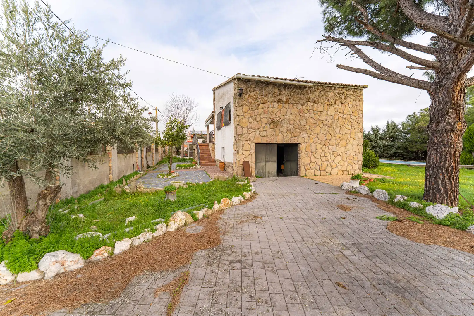 Vista exterior de Casa o chalet en venta en El Álamo con Aire acondicionado, Jardín privado y Terraza