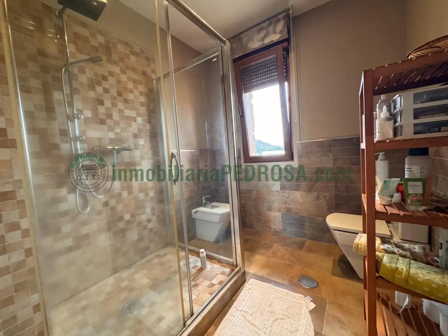 Baño de Casa o chalet en venta en Pontevedra Capital  con Calefacción, Jardín privado y Terraza