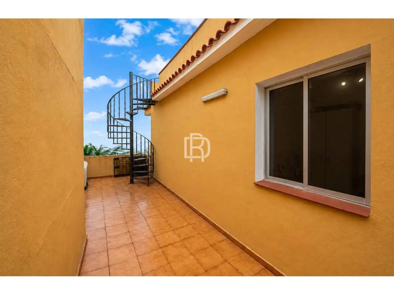Vista exterior de Casa o xalet en venda en Los Realejos amb Terrassa i Moblat