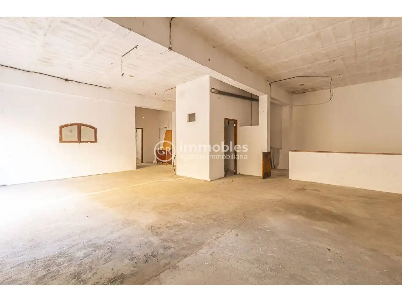 Commercial properties for rent in Lloseta