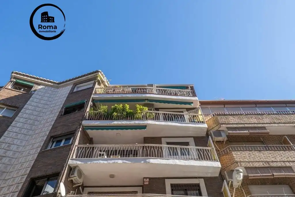 Exterior view of Attic for sale in Granada  with Air Conditioner and Terrace