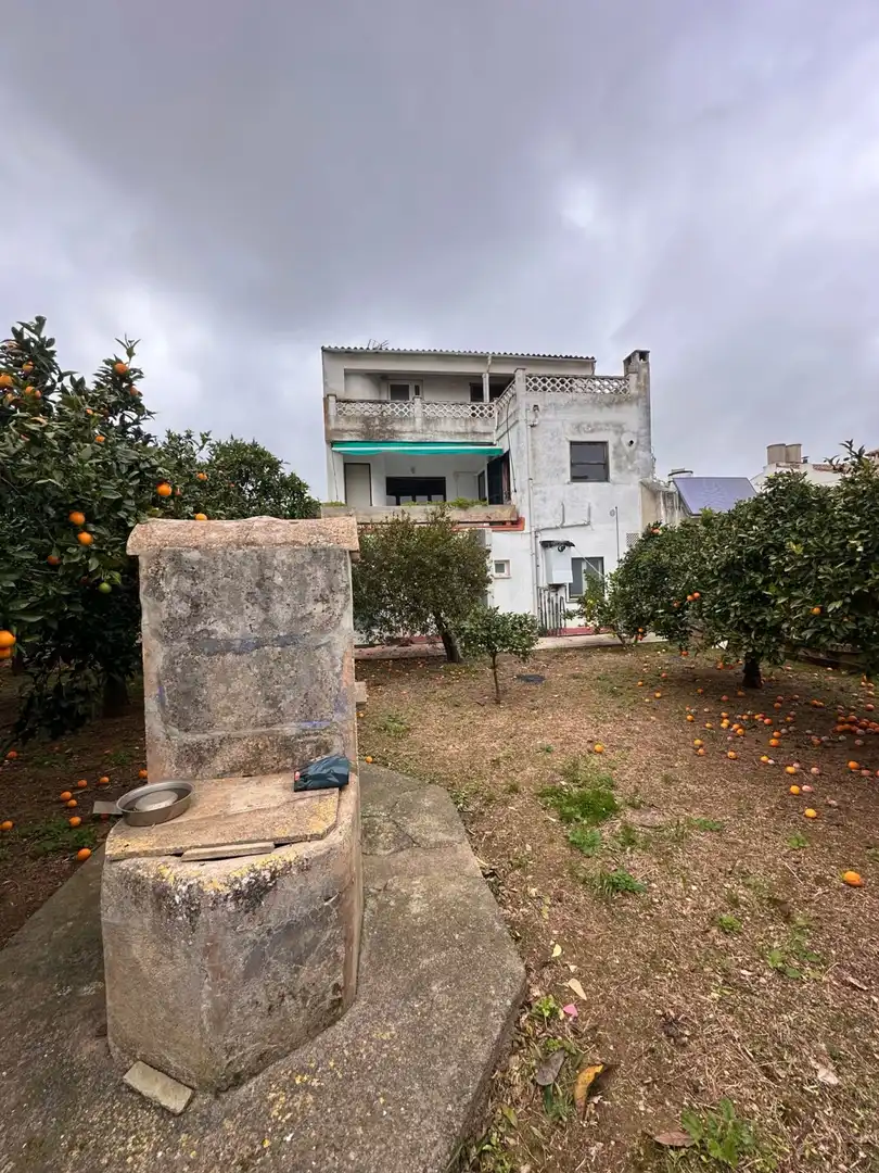 Vista exterior de Casa adosada en venda en Felanitx amb Calefacció i Jardí privat