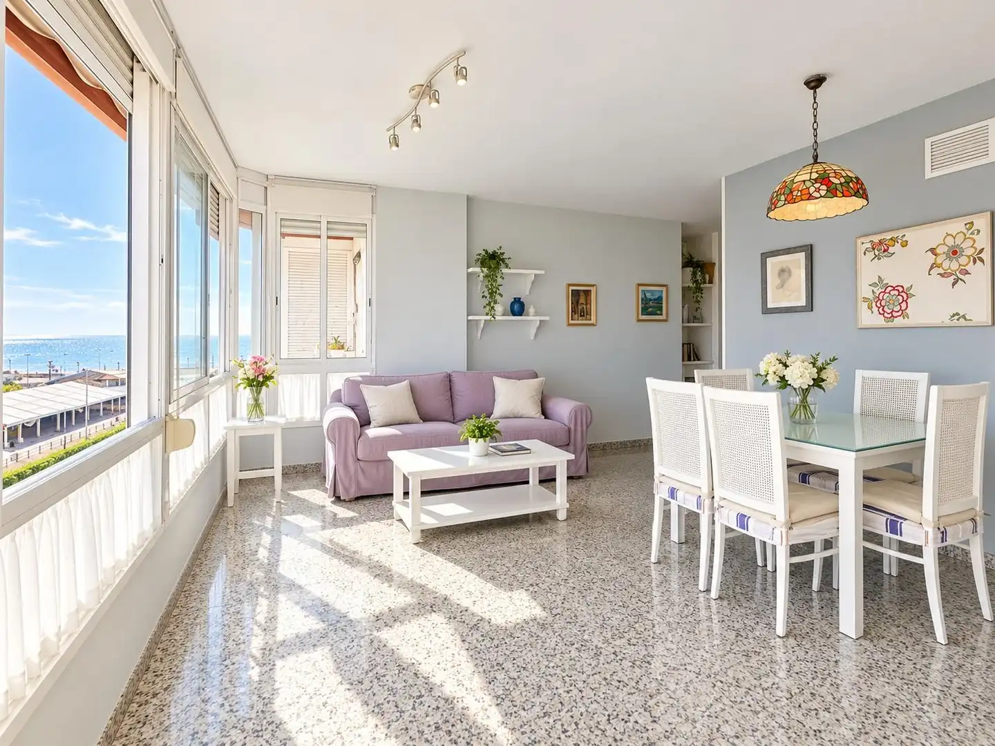Sala de estar de Ático en venta en Laguna Beach