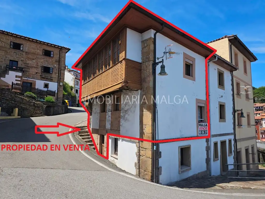 Exterior view of Houses for sale in Colunga  with Storage room and Balcony