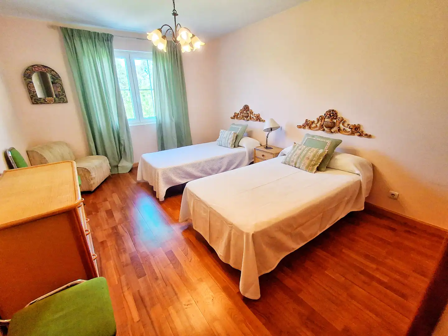 Habitación de Edificio en venta en Vadocondes con Alarma y Piscina comunitaria