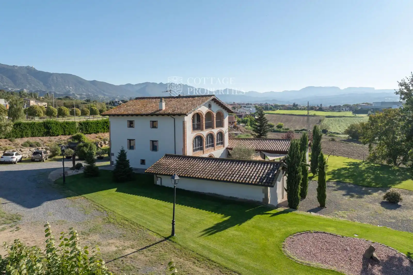 Vista exterior de Finca rústica en venta en Torelló con Terraza y Amueblado