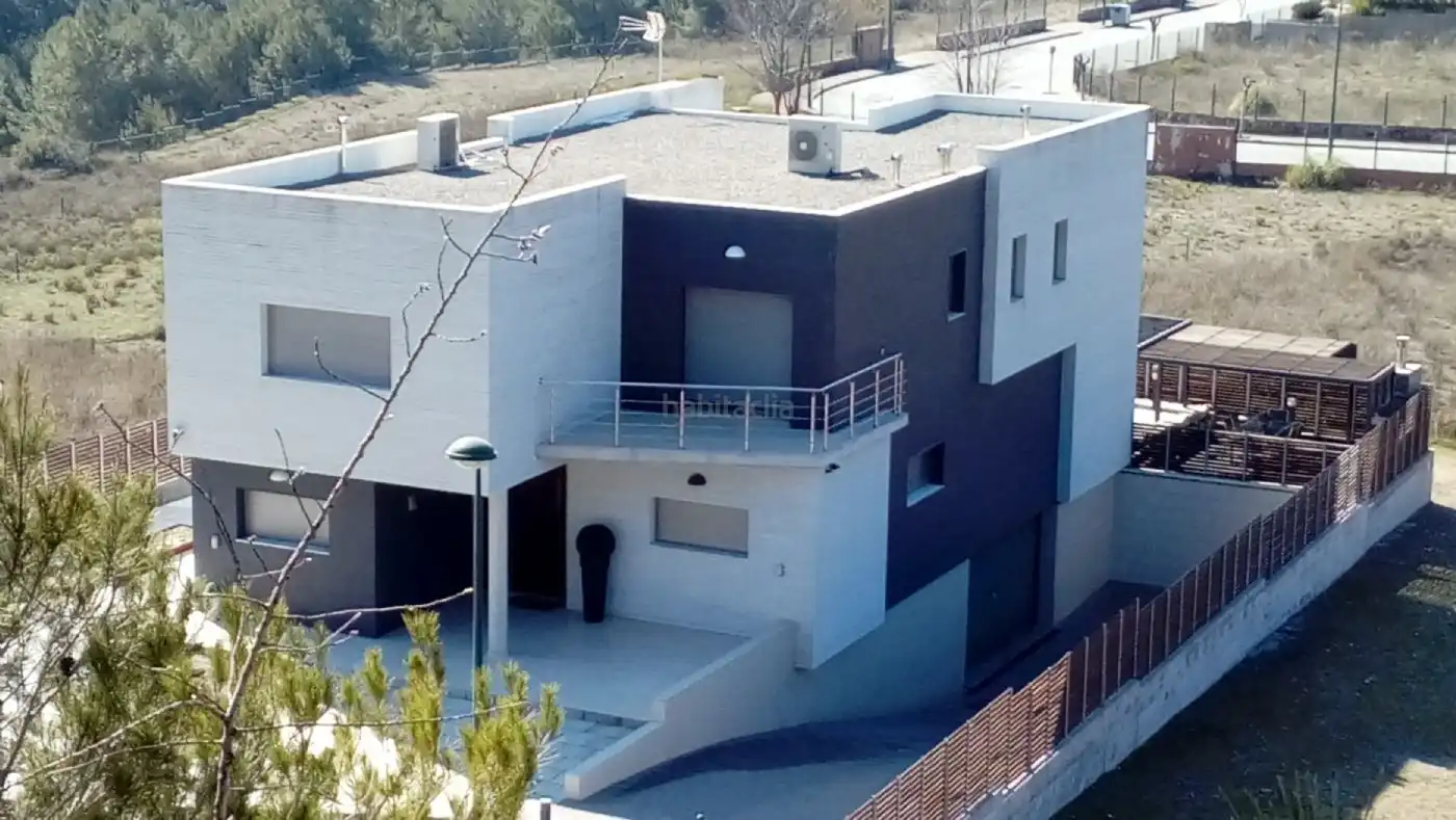 Xalet amb terrassa en venda a Sant Esteve Sesrovires, imagen 3