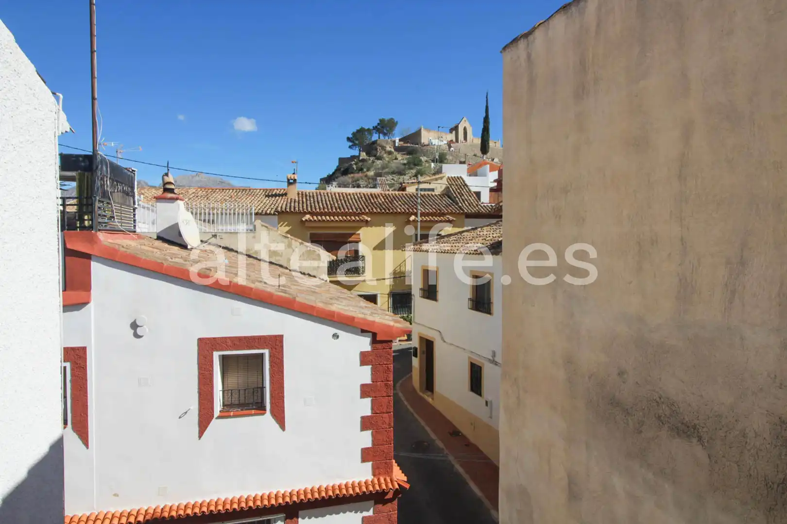 Vista exterior de Finca rústica en venda en Polop amb Aire condicionat, Calefacció i Terrassa