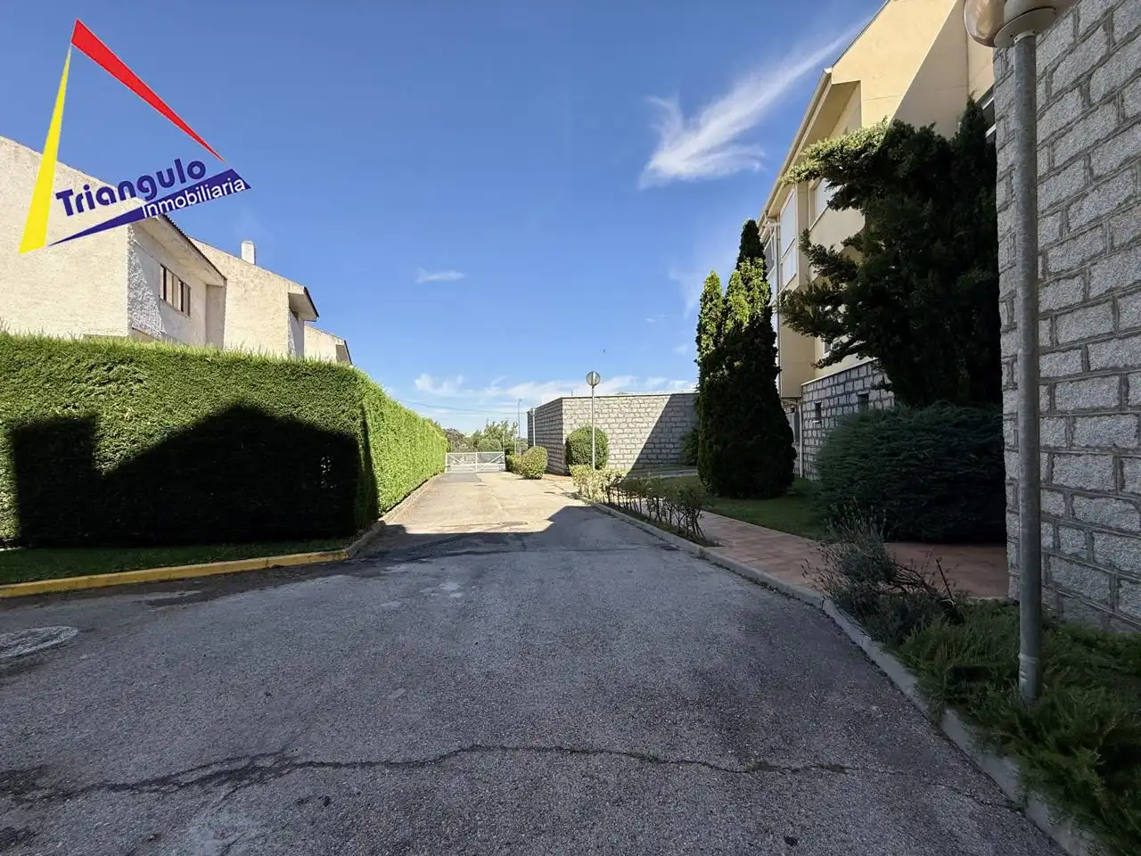Exterior view of Flat for sale in Villacastín  with Heating and Community pool
