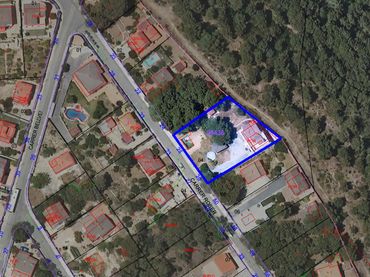 Xalet amb piscina en venda a Rodonya