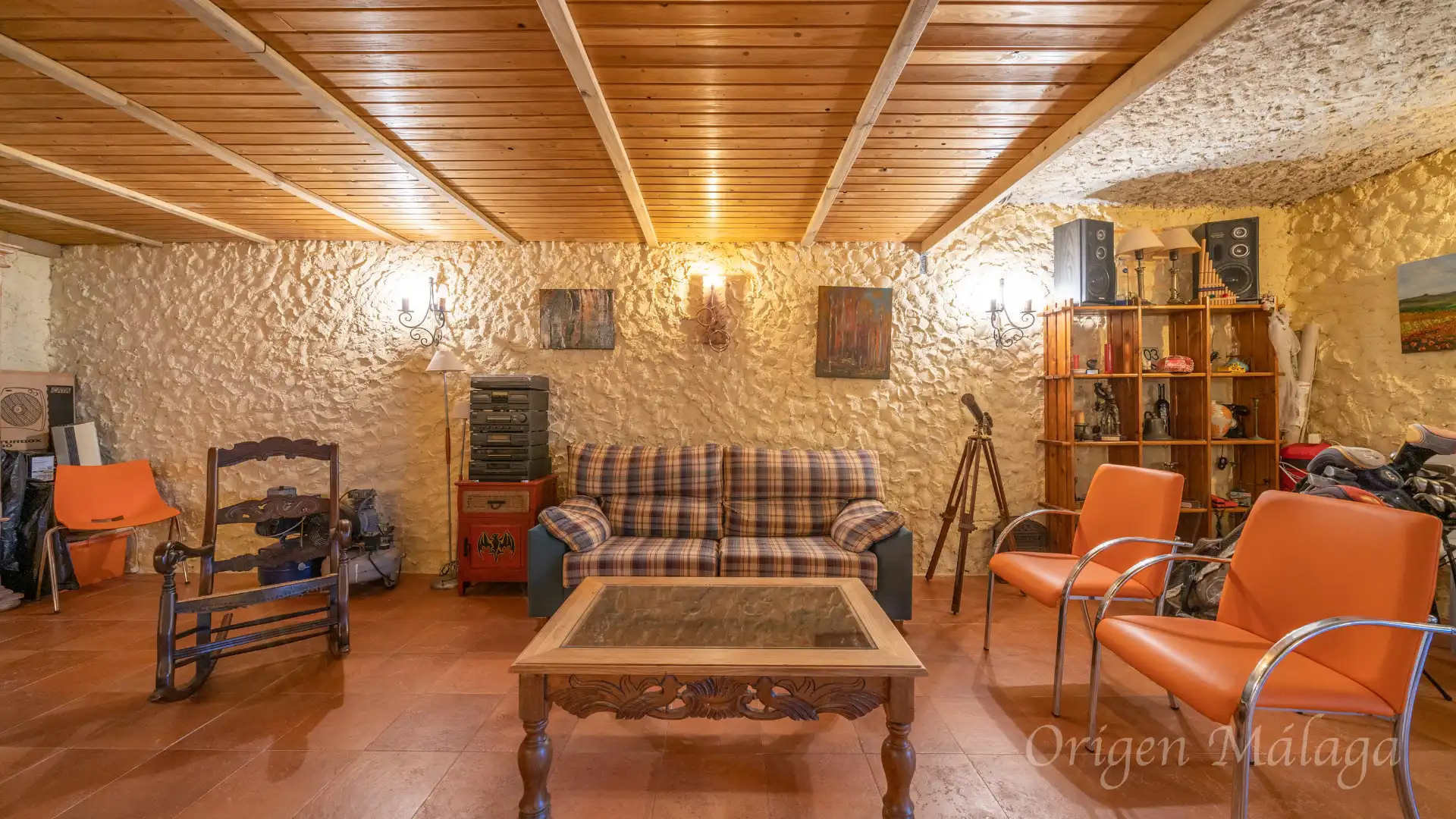 Casa adosada en venta en Vélez-Málaga con Calefacción, Jardín privado y Terraza