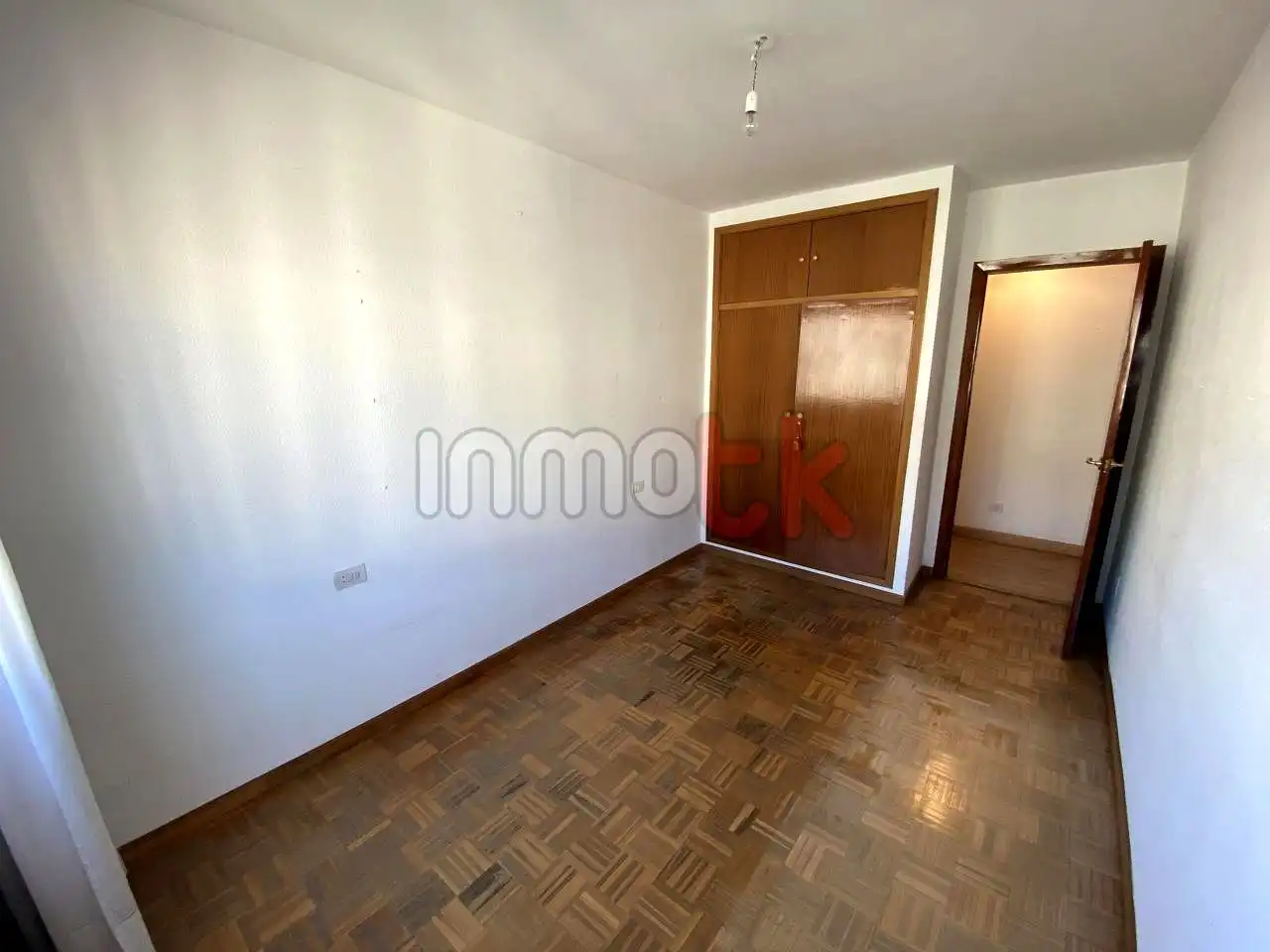 Schlafzimmer von Wohnung zum Verkauf in A Coruña Capital  mit Heizung und Abstellraum