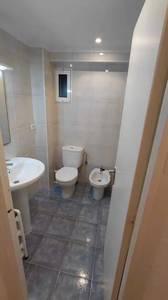 Baño de Apartamento en venta en Cullera con Terraza y Piscina comunitaria