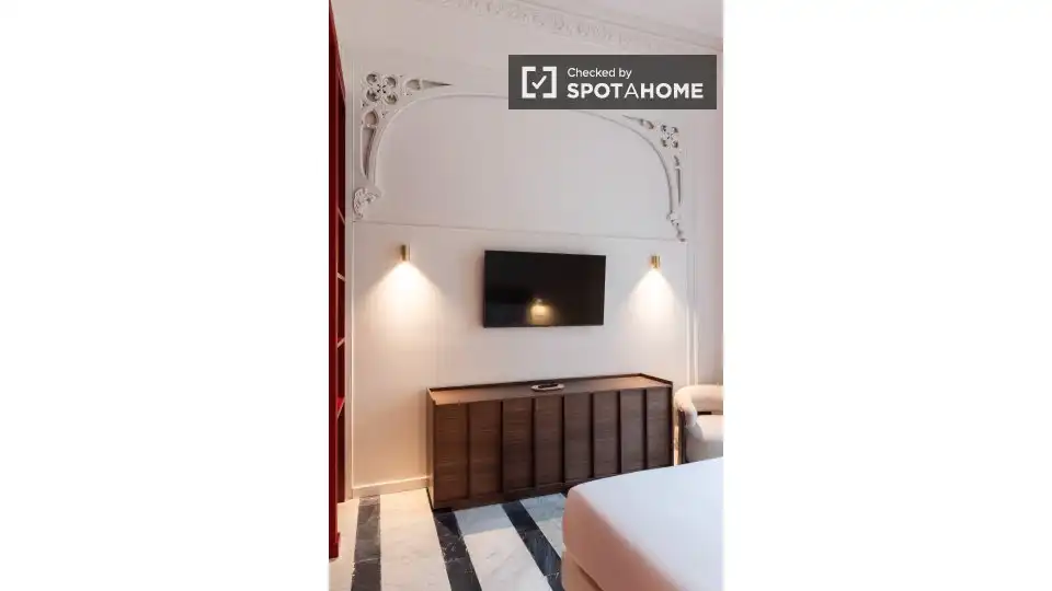 Flat with terrace to rent in Eixample, imagen 6