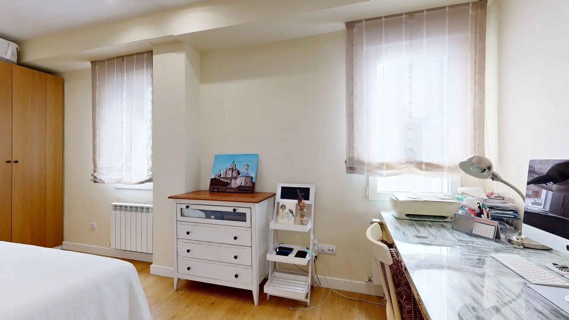 Bedroom of Flat for sale in Zaragoza  with Air Conditioner, Heating and Parquet flooring