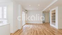 Flat for sale in La Calzada - La Florida, imagen 2