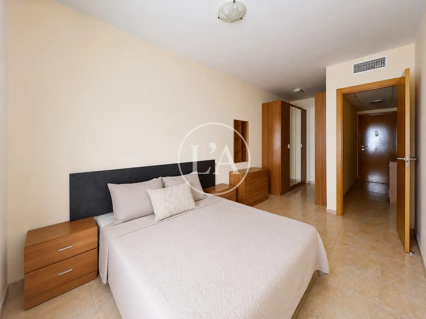 Schlafzimmer von Wohnung zum Verkauf in Amposta mit Klimaanlage, Heizung und Möbliert