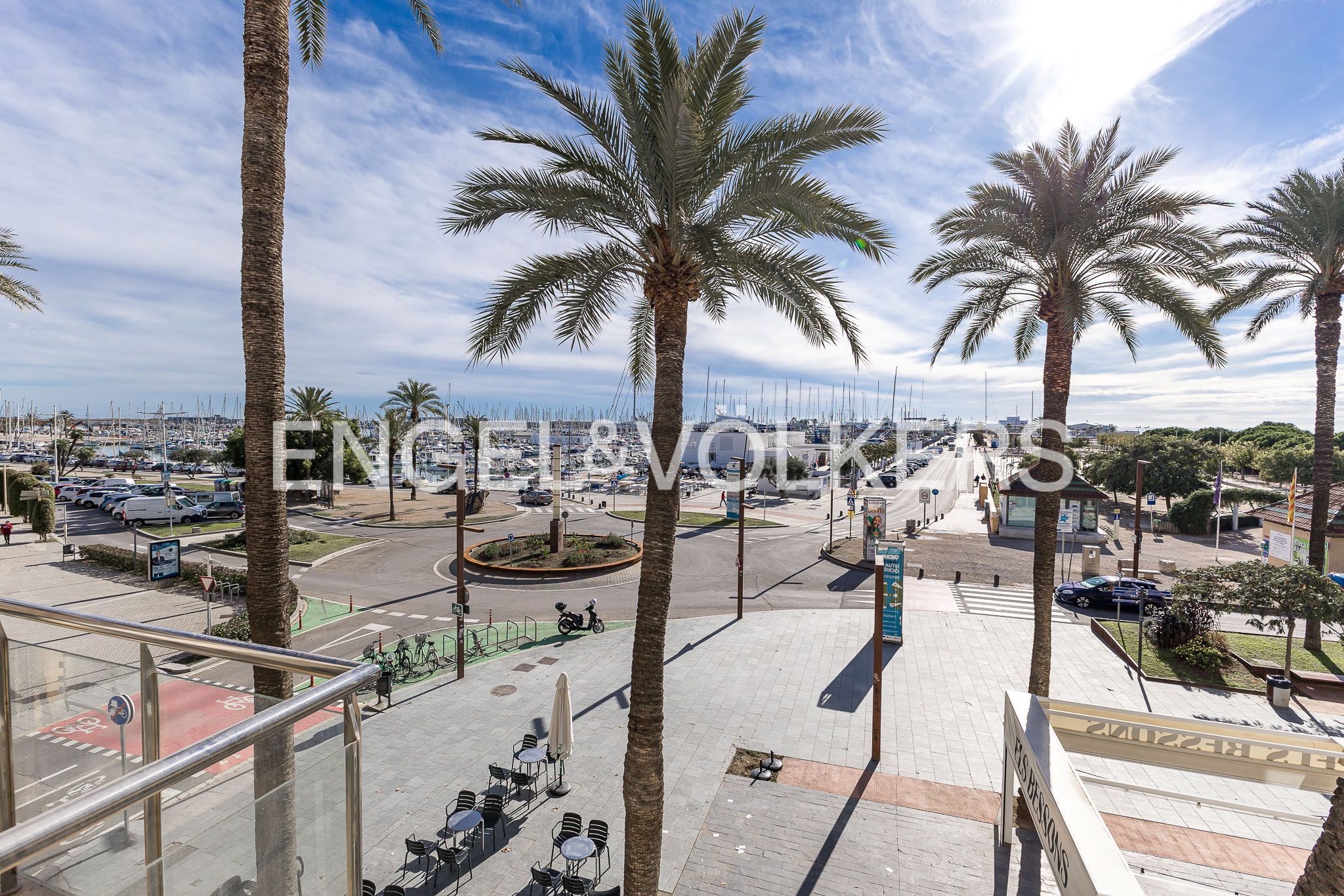 Vista exterior de Apartament en venda en Vilanova i la Geltrú amb Aire condicionat i Calefacció