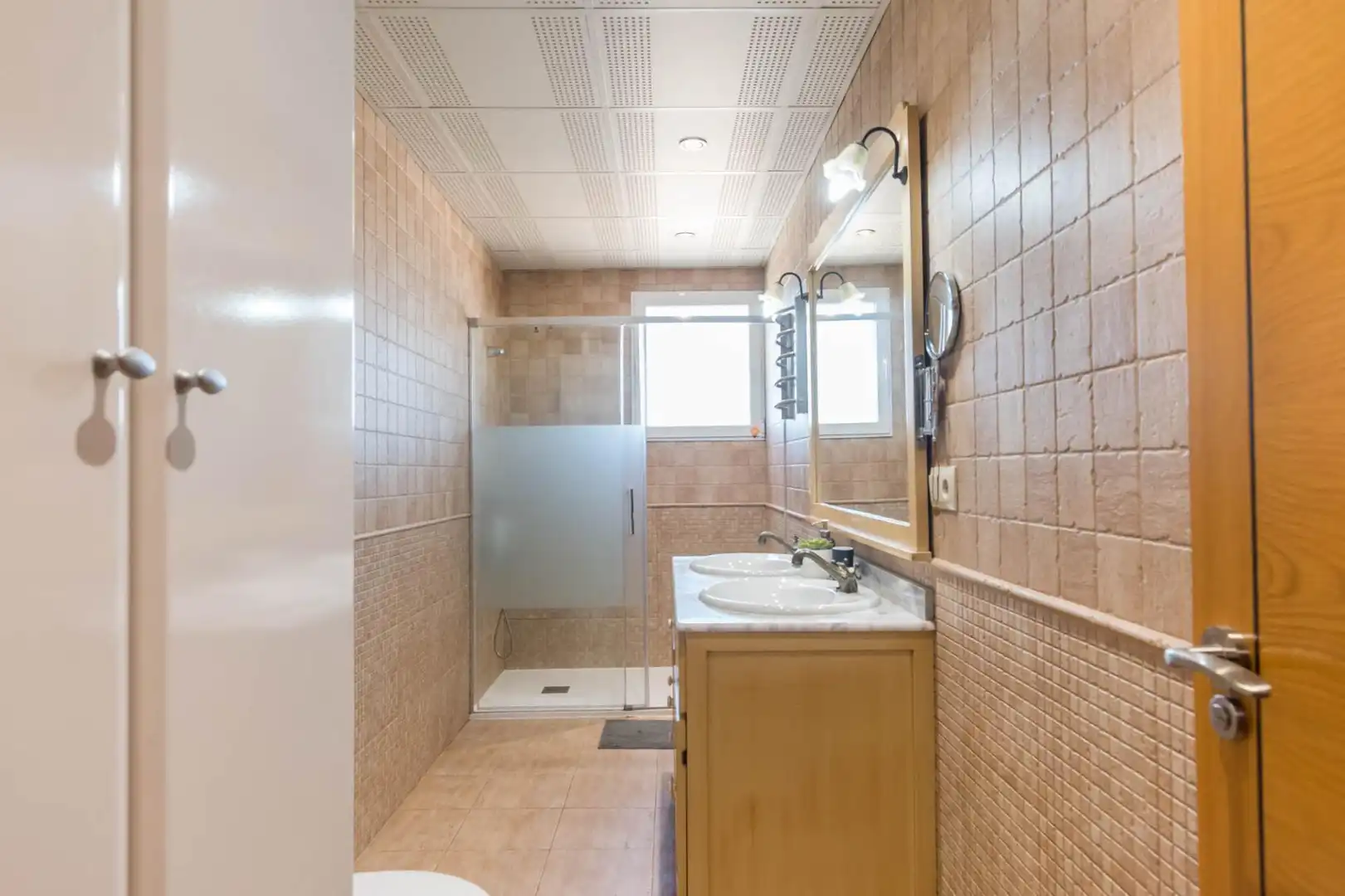 Bathroom of Houses for sale in Murcia  with Air Conditioner, Heating and Parquet flooring