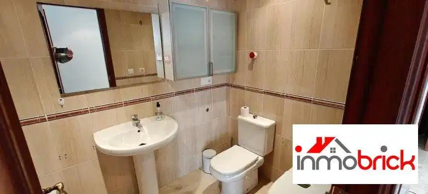 Badezimmer von Wohnung zum Verkauf in Priego de Córdoba mit Klimaanlage