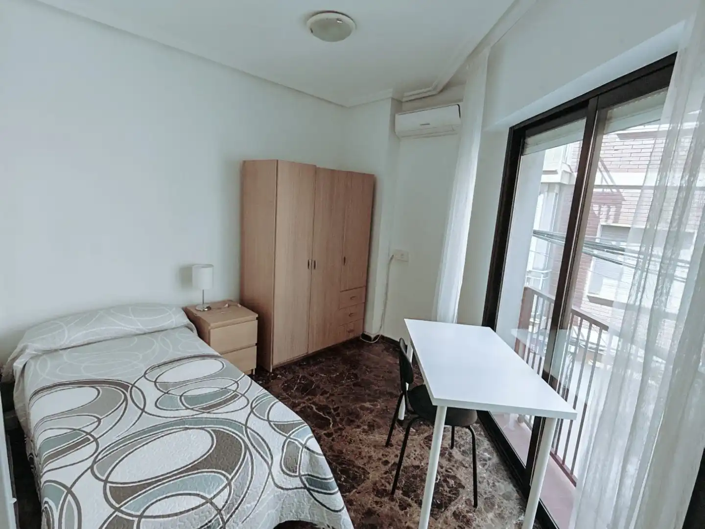 Appartamento con terrazza in affitto a Centro, imagen 11