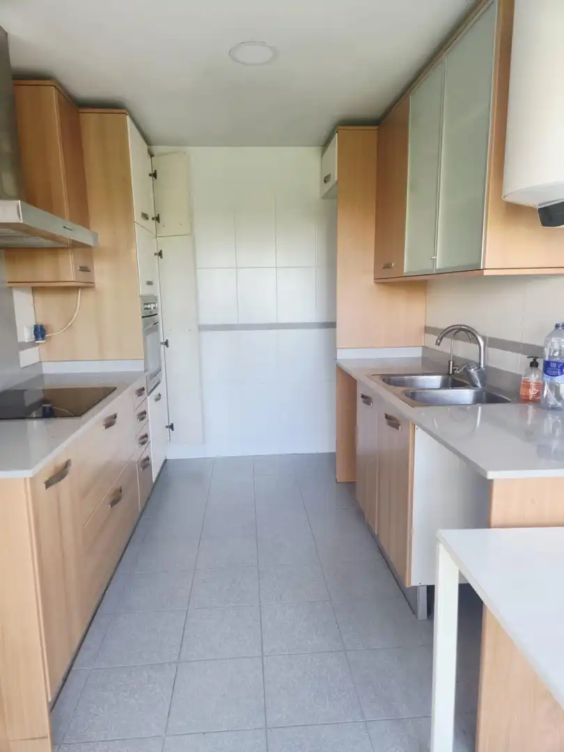 Cocina de Piso de alquiler en Aldaia con Aire acondicionado, Trastero y Piscina comunitaria