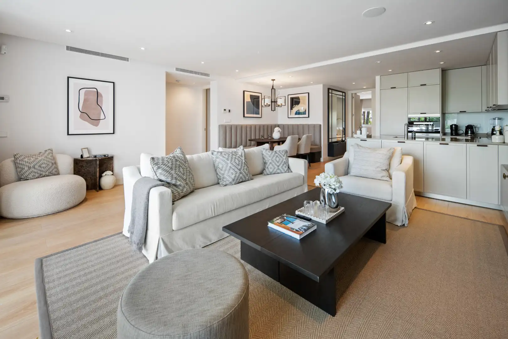 Apartamento con piscina en venta en Milla de Oro, imagen 11