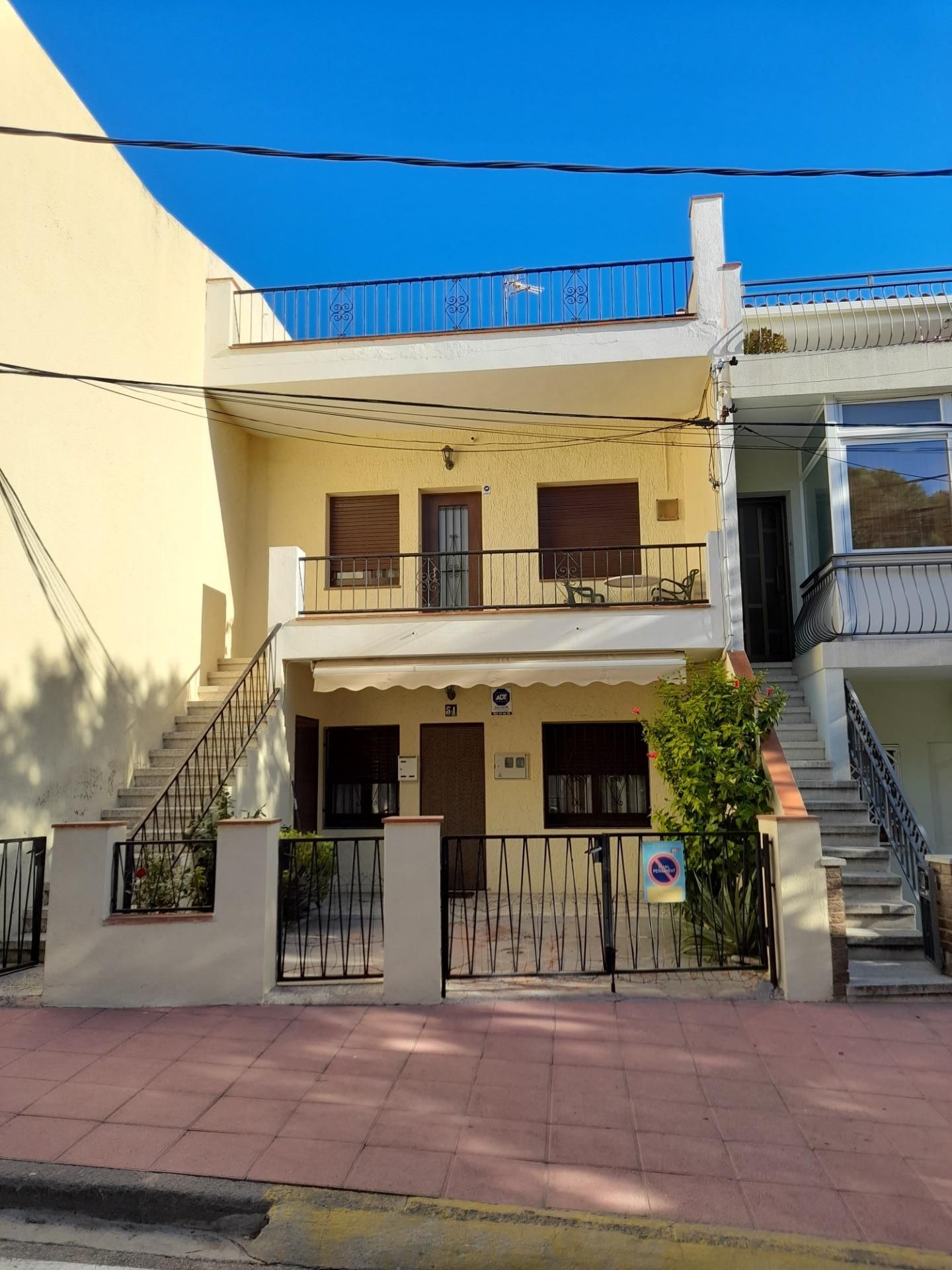 Vista exterior de Edifici en venda en Calafell