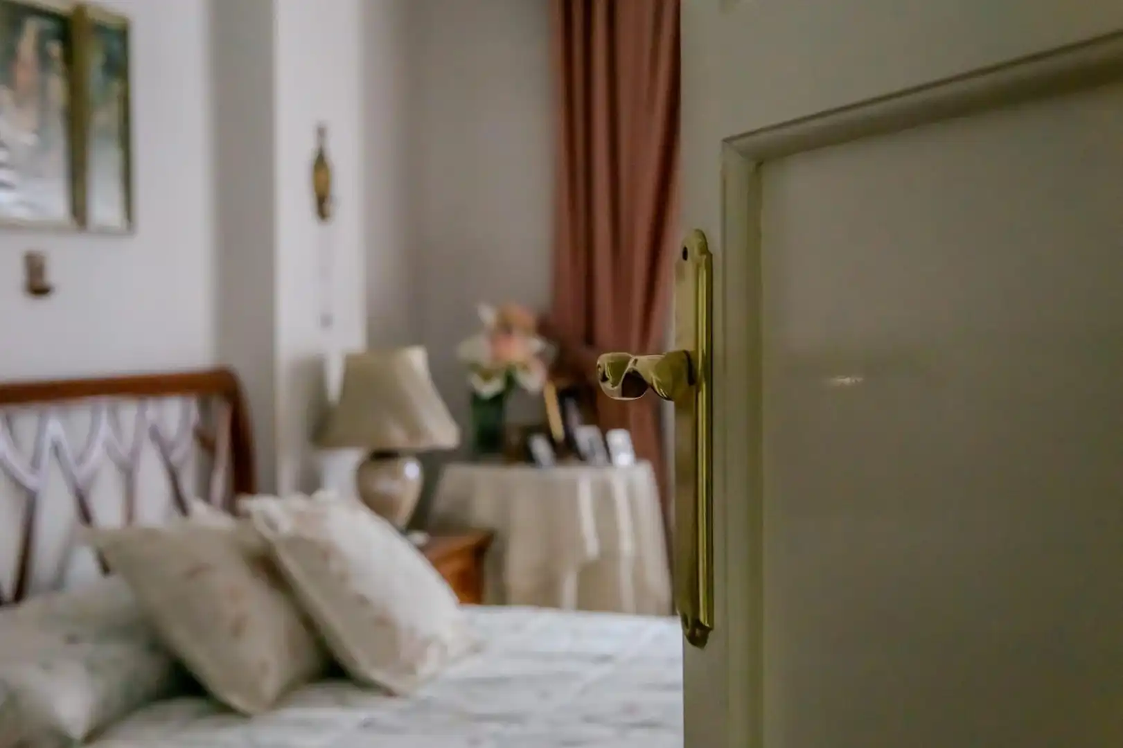 Habitación de Apartamento en venta en Madrid con Calefacción y Parquet
