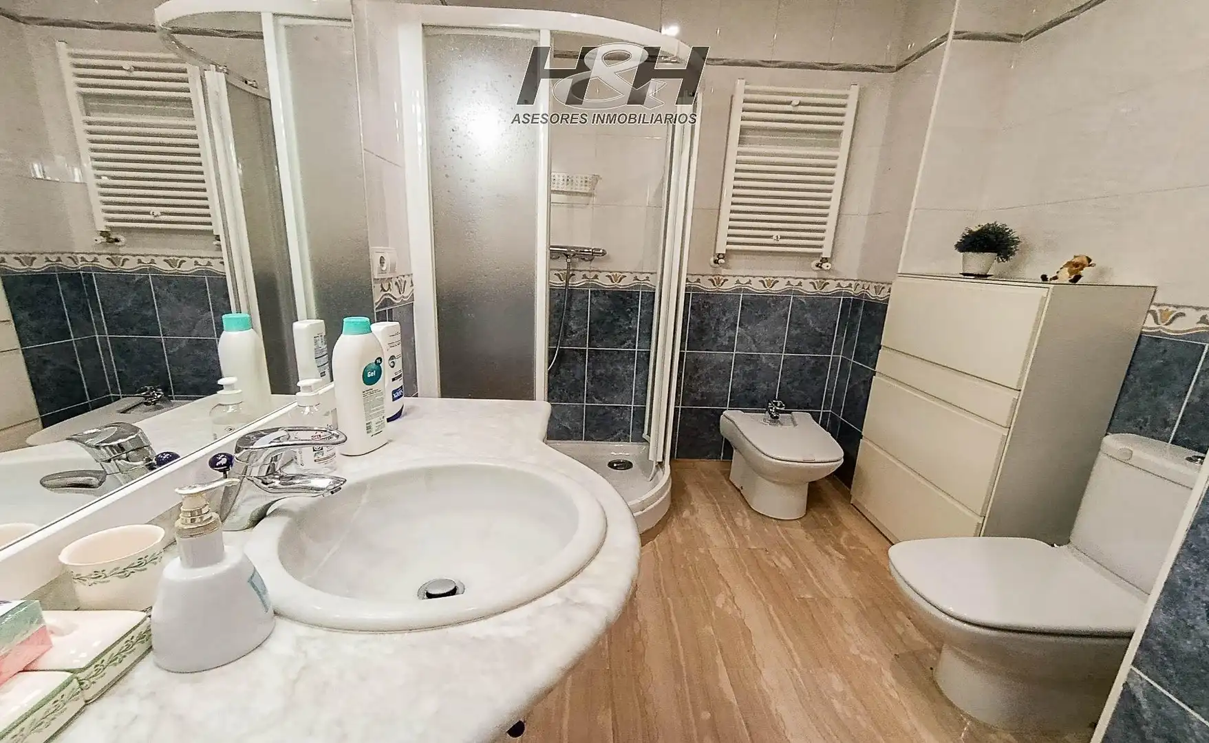 Baño de Casa o chalet en venta en Burjassot con Aire acondicionado, Calefacción y Trastero