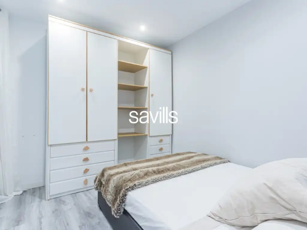 Habitación de Apartamento en venta en Barcelona con Aire acondicionado, Amueblado y Balcón