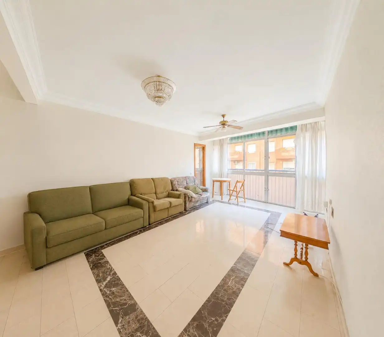Sala de estar de Piso en venta en Murcia con Balcón