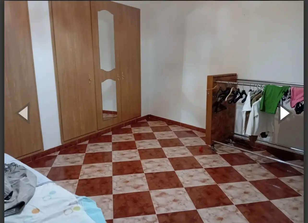 Houses for sale in Almagro  with Air Conditioner, Heating and Furnished