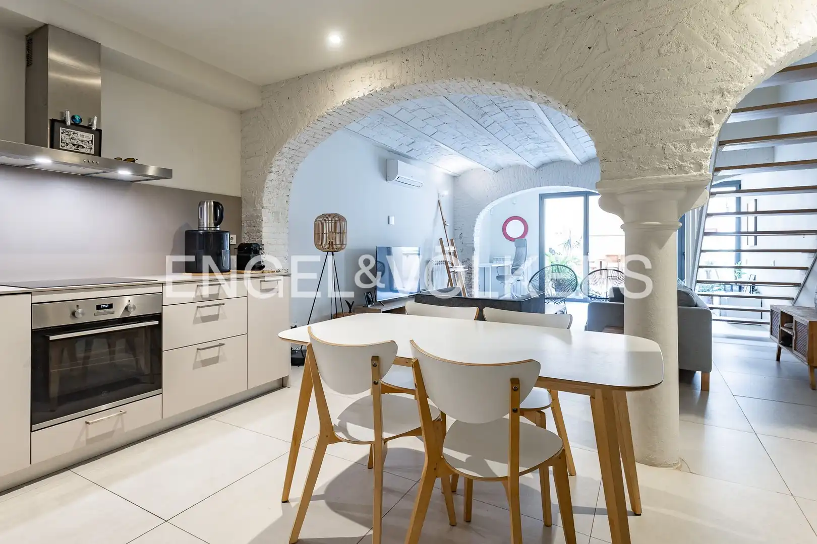 Cuina de Dúplex en venda en Barcelona amb Aire condicionat, Calefacció i Parquet