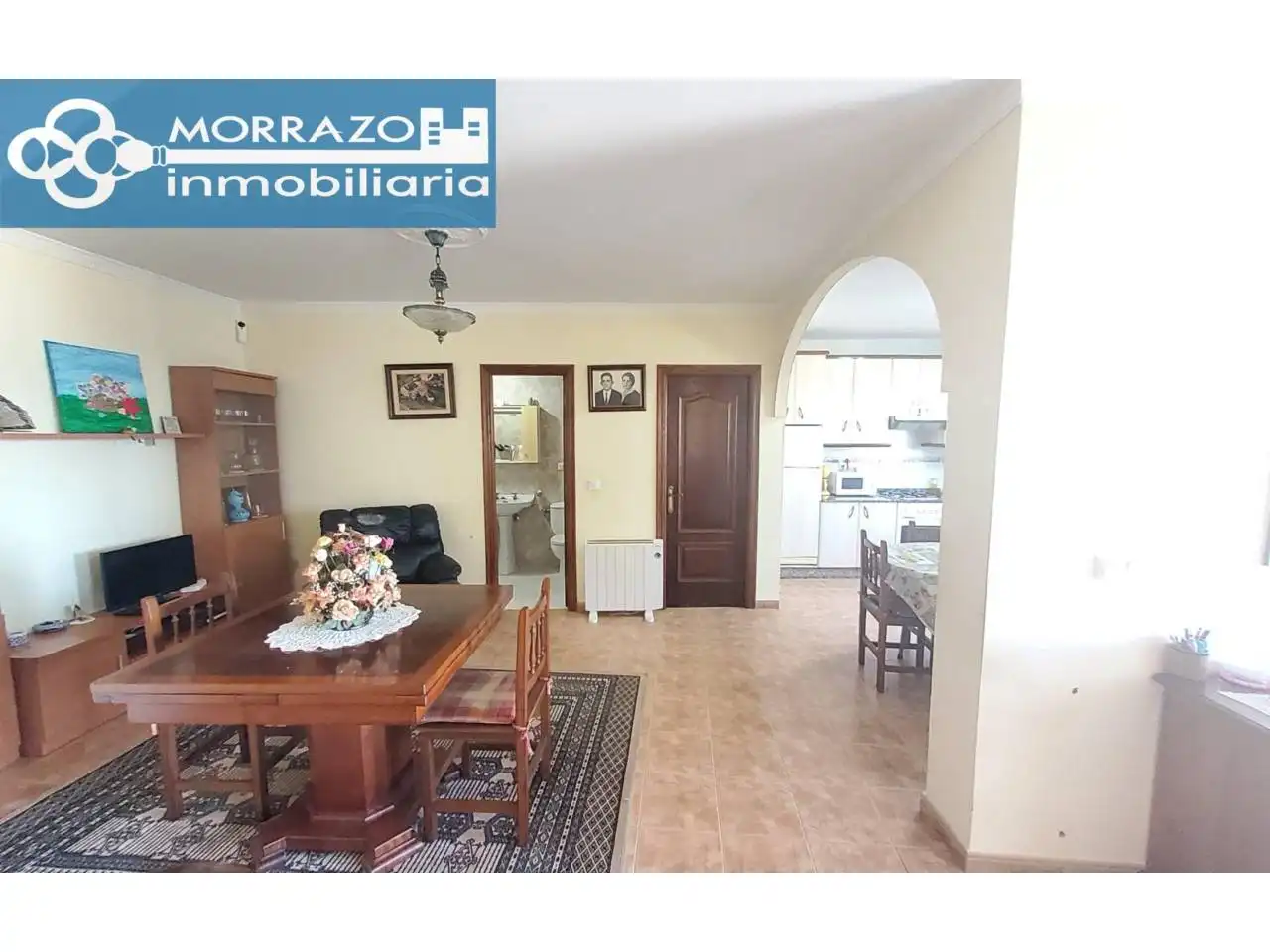Vista exterior de Casa o xalet en venda en Bueu amb Calefacció, Parquet i Moblat