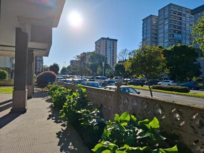 Vista exterior de Pis en venda en Vigo  amb Calefacció, Traster i Balcó
