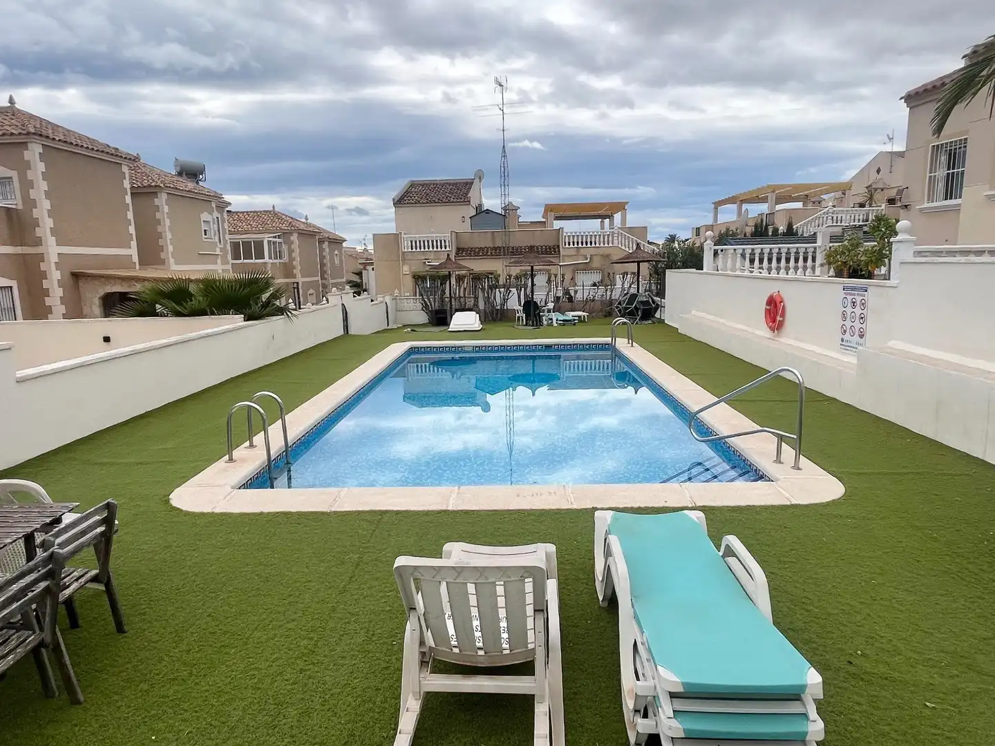Swimming pool of Duplexes for sale in San Miguel de Salinas  with Swimming Pool, Furnished and Community pool