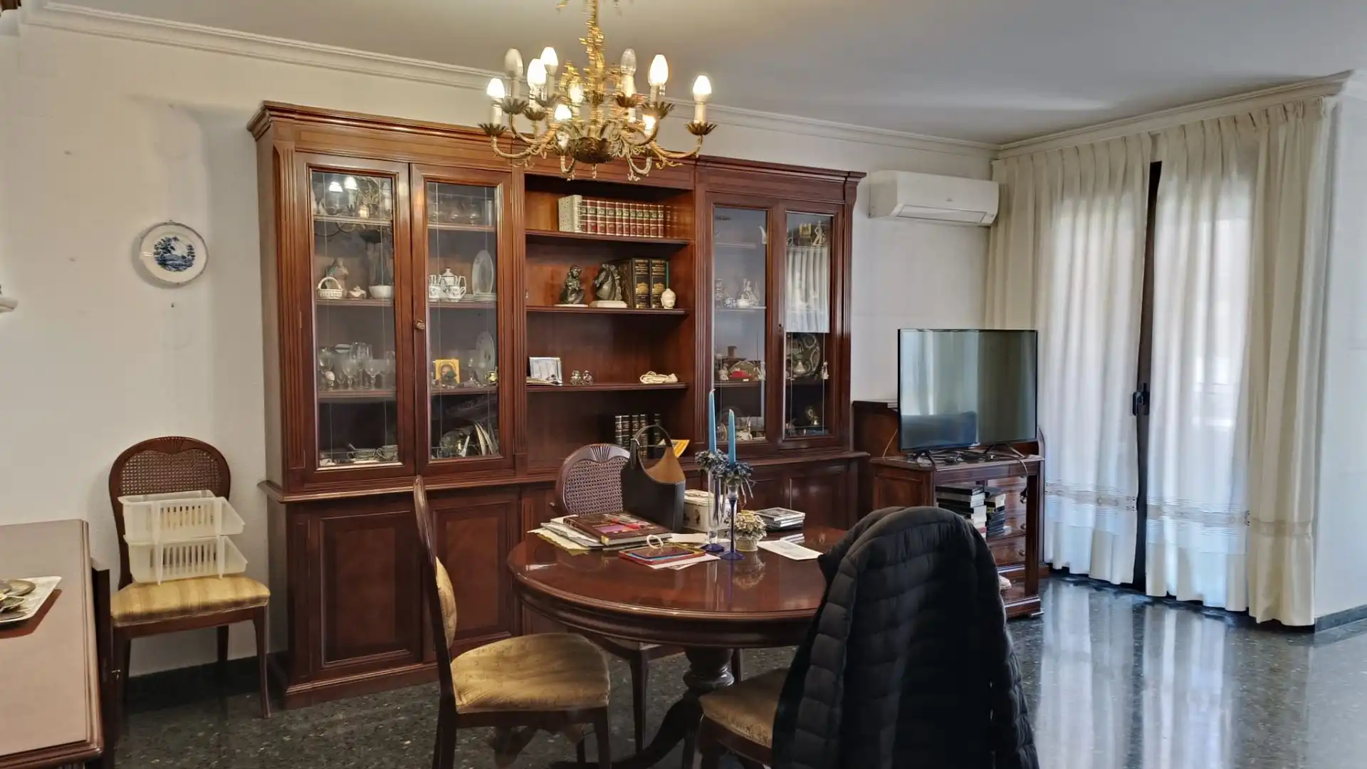 Dining room of Flat for sale in  Valencia Capital