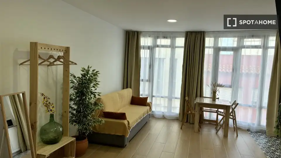 Wohnzimmer von Wohnung zur Miete in Alzira mit Klimaanlage, Heizung und Möbliert