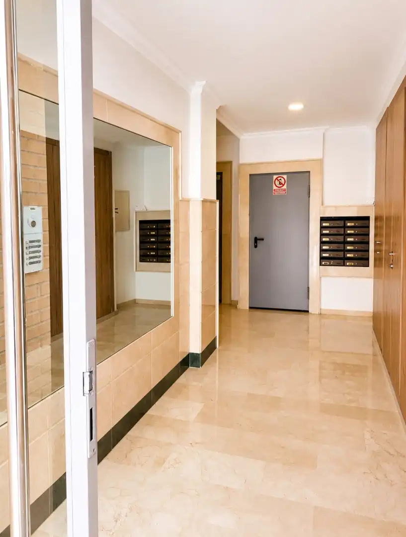 Flat for sale in Benetússer  with Air Conditioner, Heating and Oven