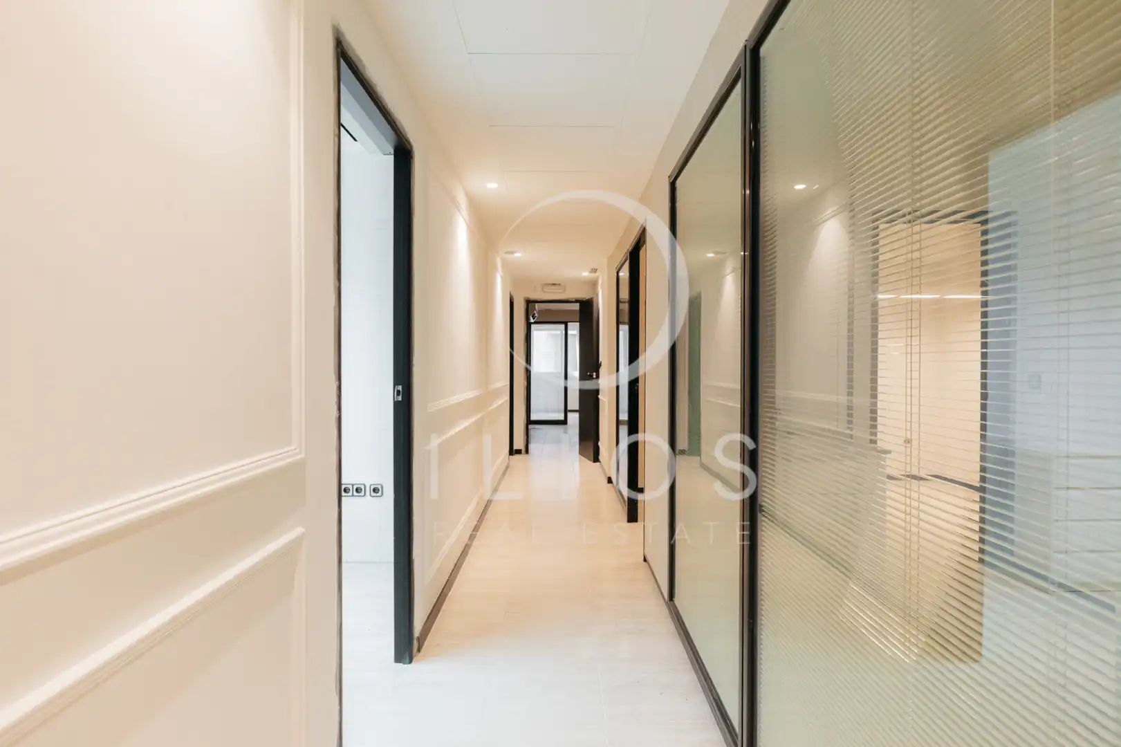 Oficina en venta en Valencia con Aire acondicionado y Balcón