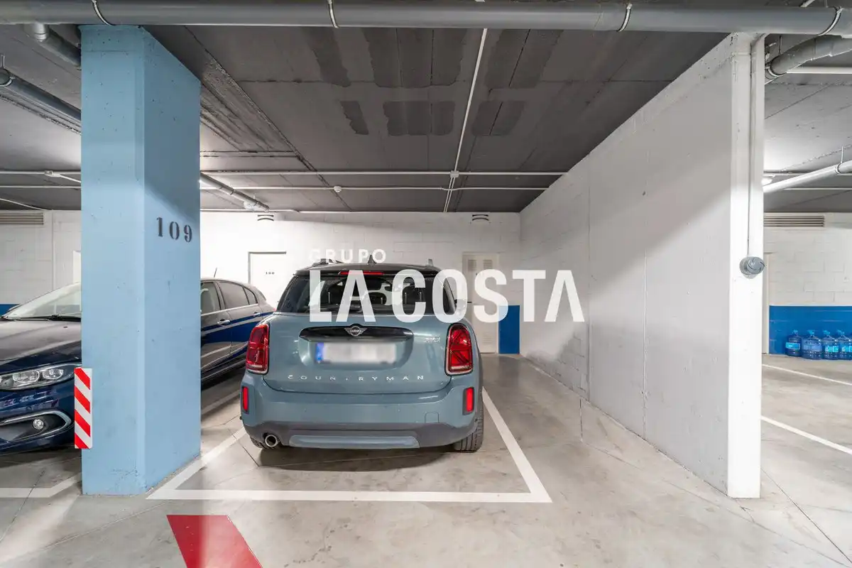Parking de Ático en venta en Torremolinos con Aire acondicionado, Terraza y Trastero