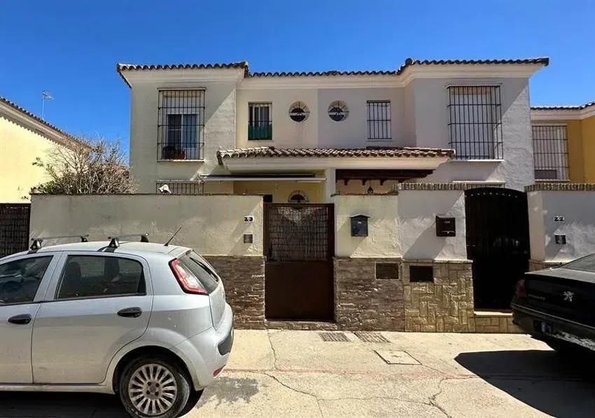 Exterior view of Single-family semi-detached for sale in Sanlúcar de Barrameda