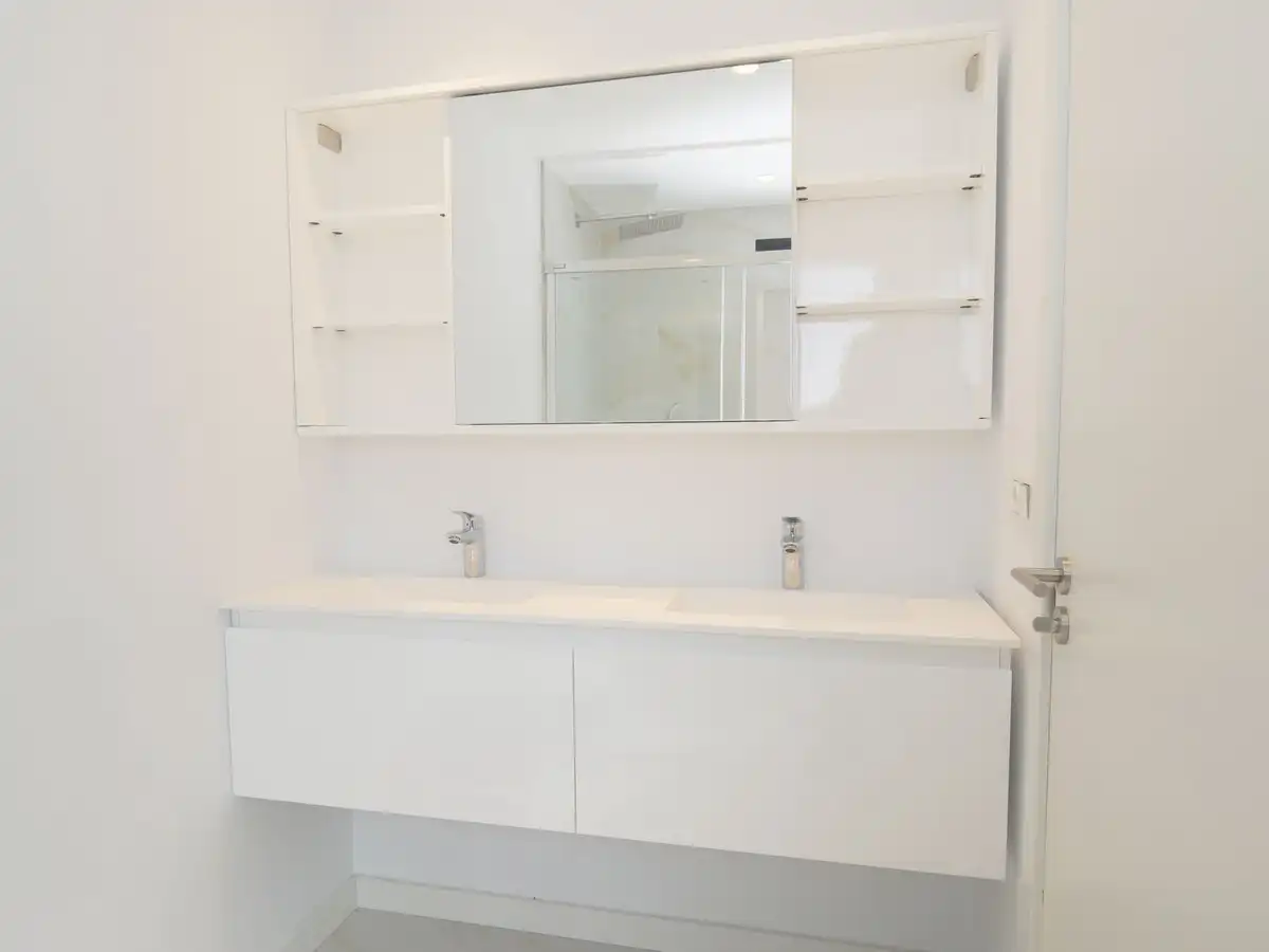 Bathroom of Detached homes for sale in Marbella  with Air Conditioner and Terrace