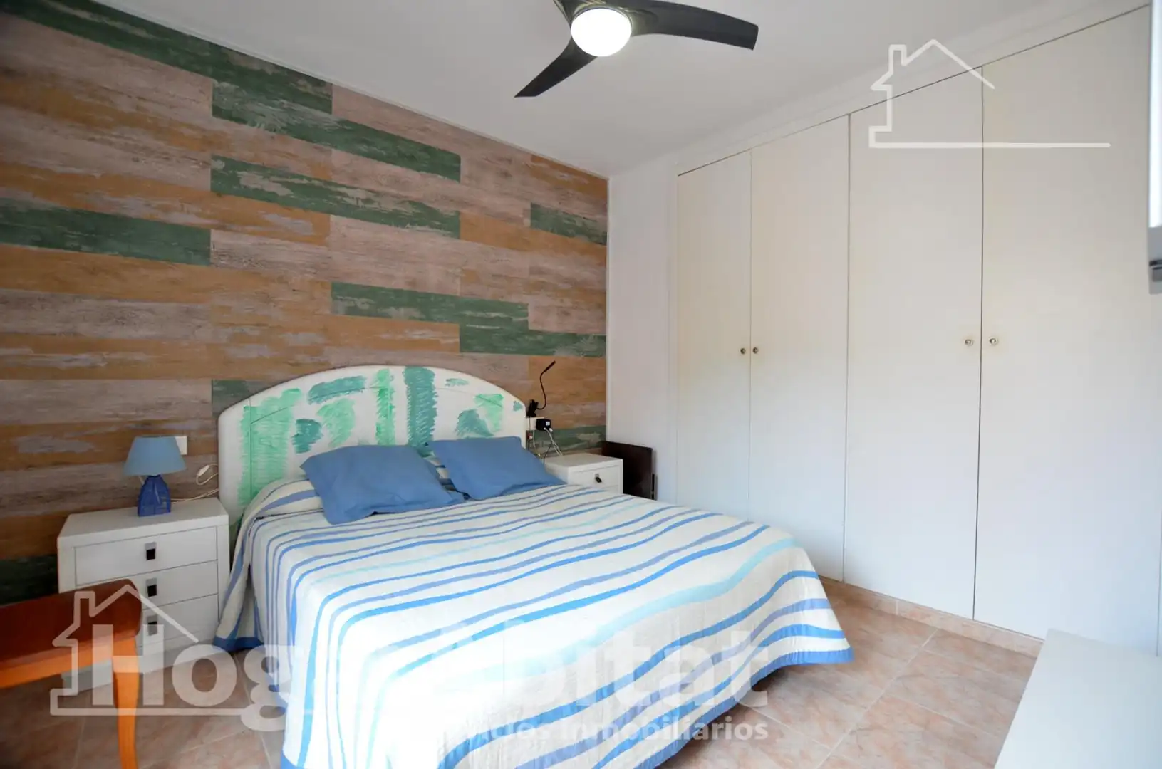 Schlafzimmer von Einfamilien-Reihenhaus zum Verkauf in Cullera mit Privatgarten, Terrasse und Abstellraum