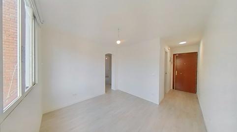 Photo 4 of Flat to rent in Ventas, Madrid