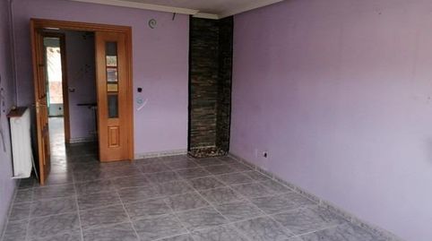 Foto 2 de Piso en venta en Calle Real, La Robla , León