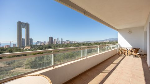 Foto 2 de Piso en venta en Via Parque, Benidorm
